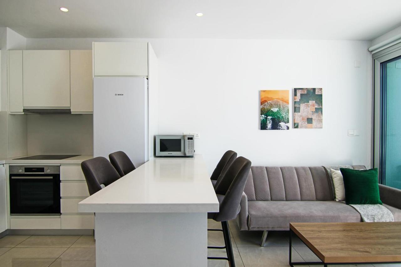 Phaedrus Living - Seaside Executive Flat Harbour 203 Apartament