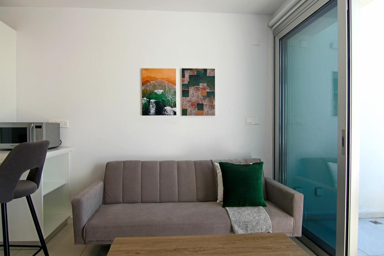 Phaedrus Living - Seaside Executive Flat Harbour 203 Apartament *